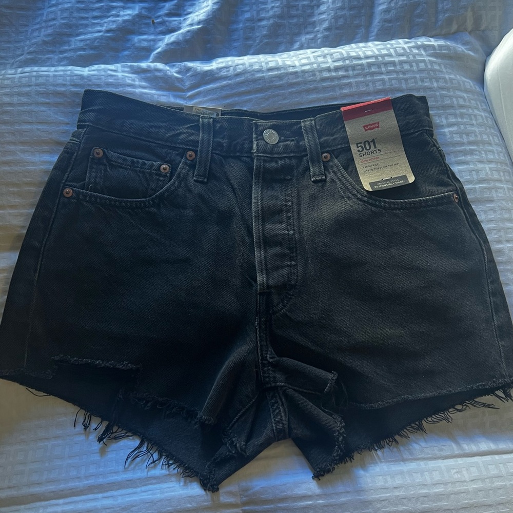 501 levi’s black denim shorts
